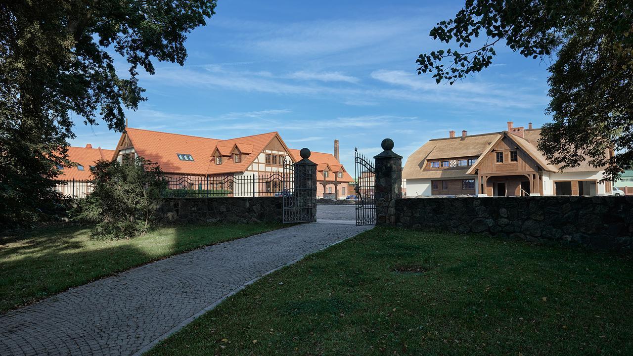 Hotel Palac Poledno Exteriör bild